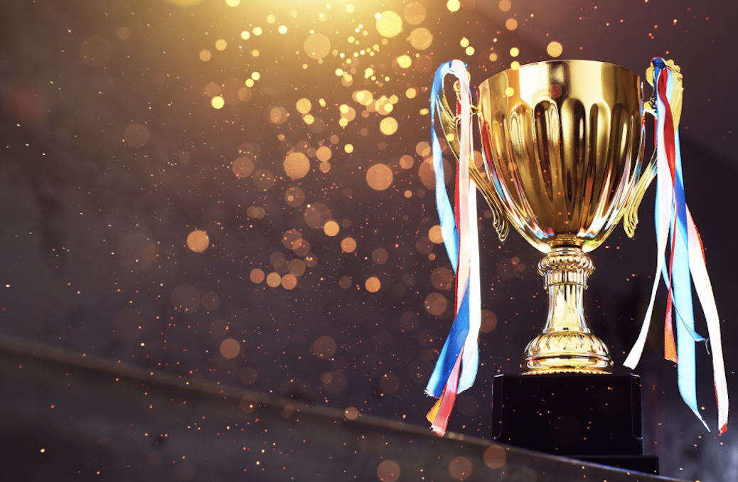 7790�ط����Ž���Я�ֻ�Ϊ���人��ѧ�����пƼ���ѧ���к�����̬�˲�����