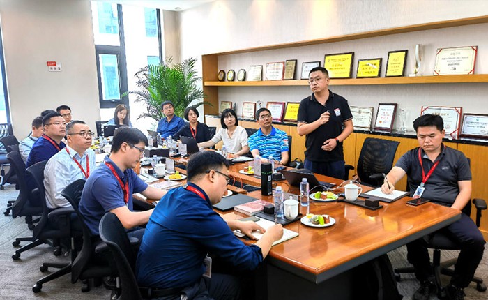 7790�ط����Ŷ���Я��WeLink����������������������ҵ���ֻ�������